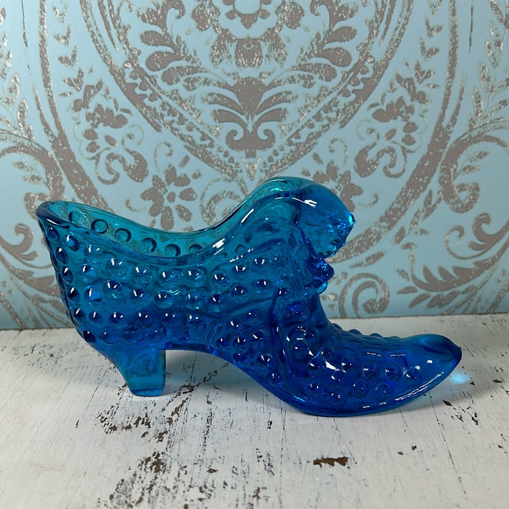 Fenton Hobnail Cathead Slipper